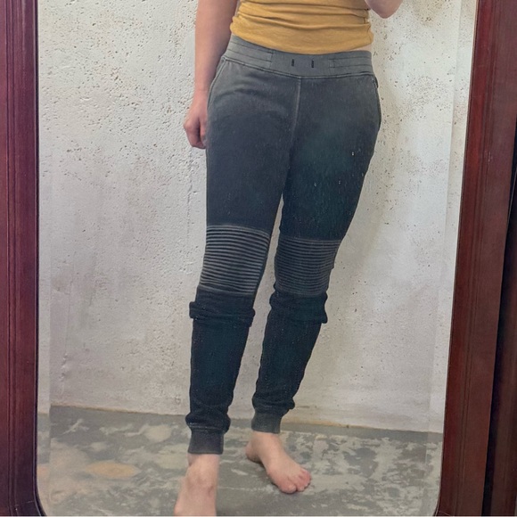 Cotton Citizen The Biker Jogger in Vintage Black Moto Sweatpants Small Unisex - Picture 2 of 14